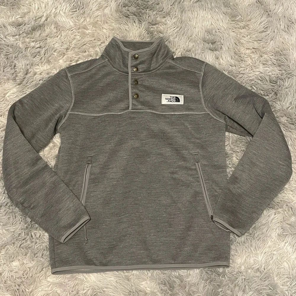 The North Face 1/4 Snap Pullover Mens Small‎